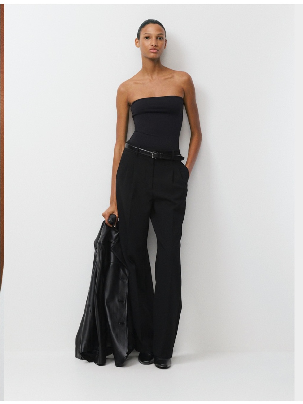 Aritzia black Contour Tube Top